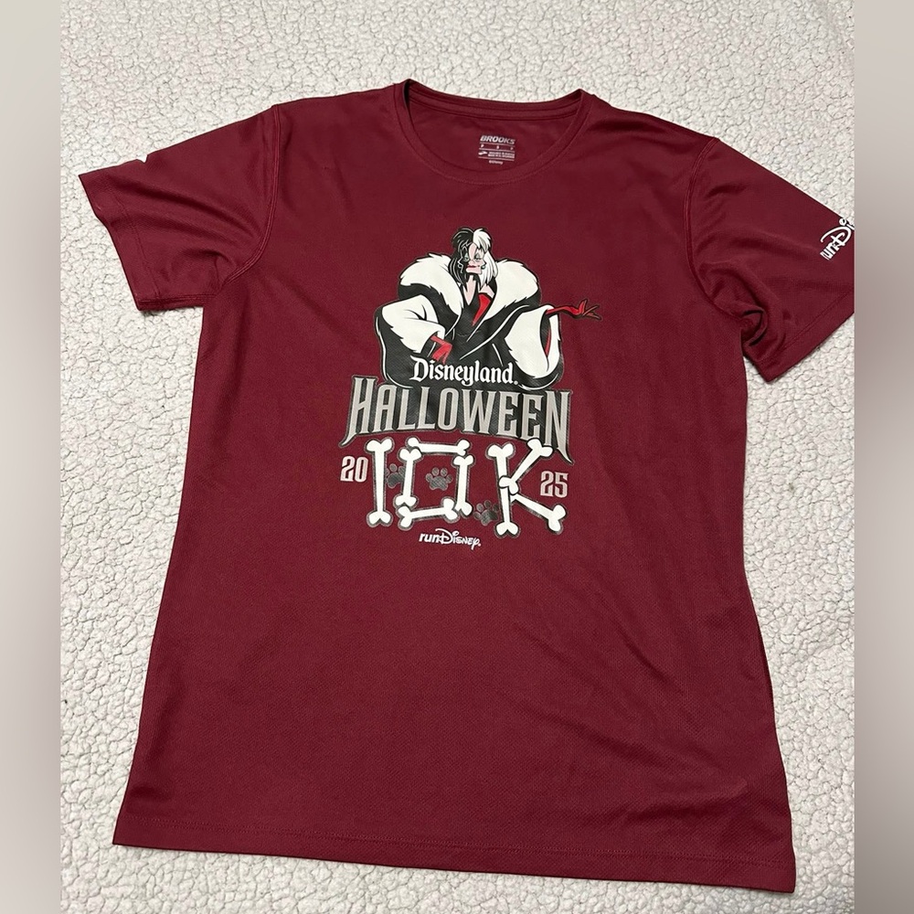 RunDisney Disneyland Halloween 10k participation shirt Small